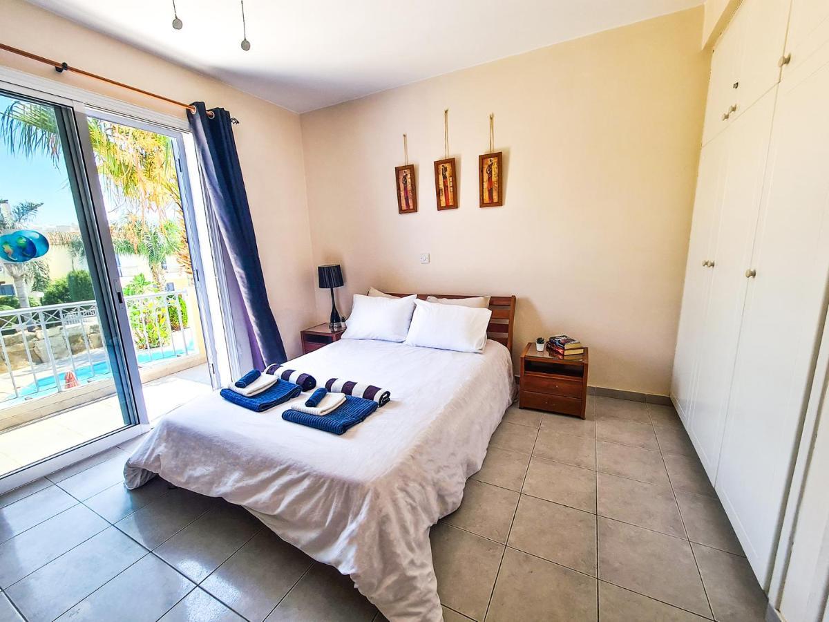 Serena Townhouse Peyia Bagian luar foto